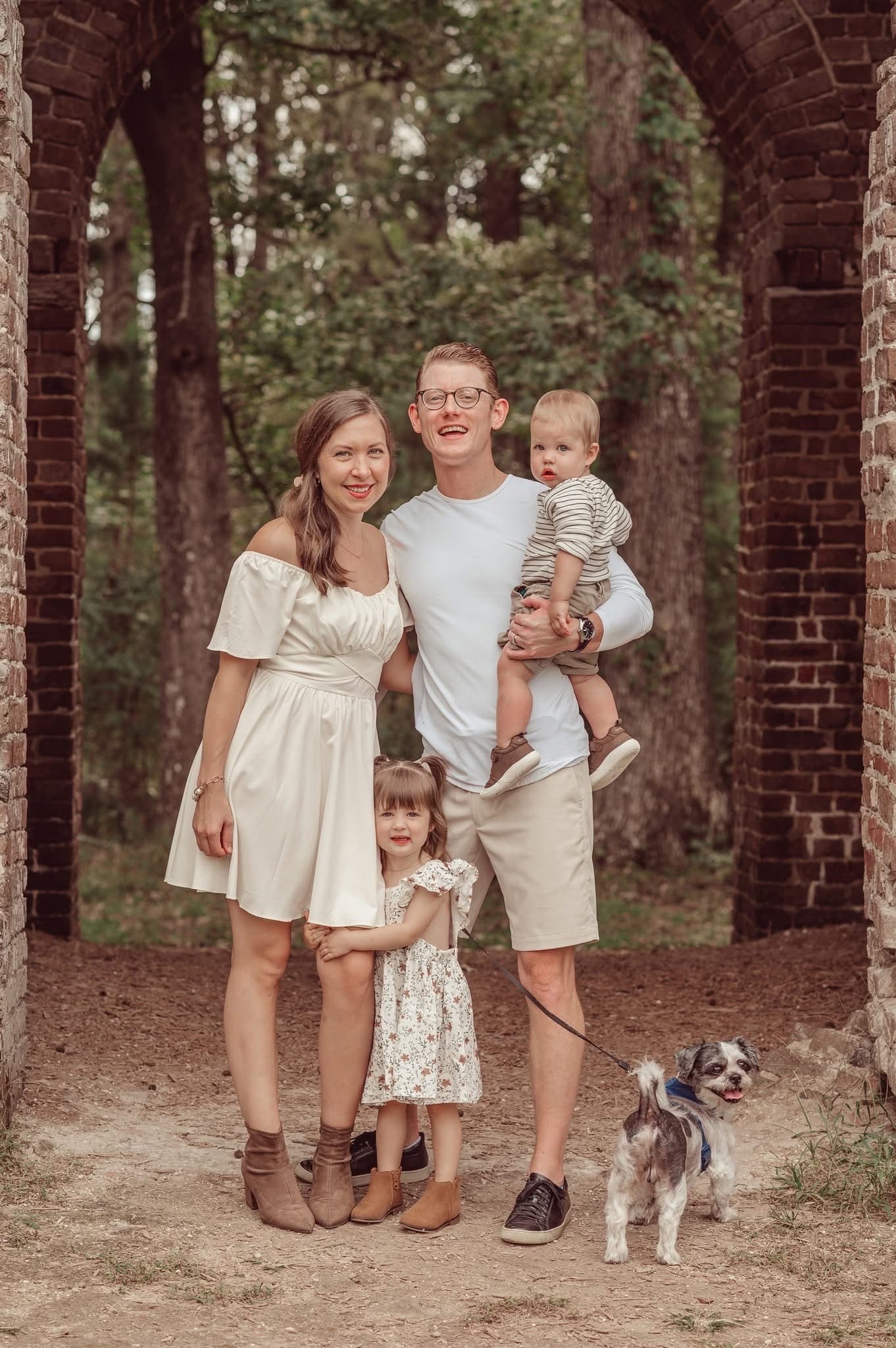 Dr. Leo and Dr. Kasandra Ruettiger with their children, Addison and Brooks